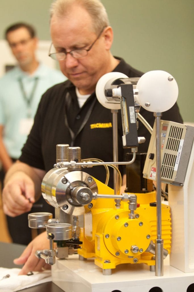 Cti-2015-100-768×1152 Tacmina Staff Demonstrates Pump At Technical Conference
